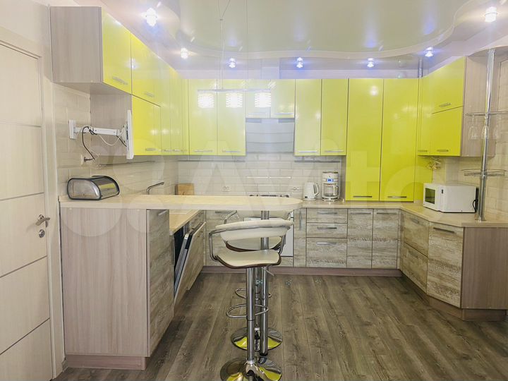 2-к. квартира, 65,5 м², 9/16 эт.