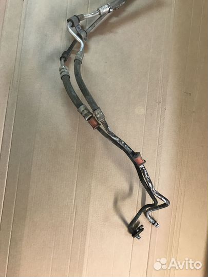 Трубки гур Peugeot 308