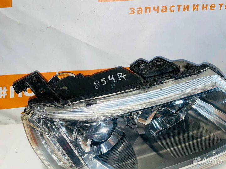 Фара Ксенон прав. Suzuki Grand Vitara 2 рест. 2008