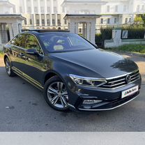 Volkswagen Passat 1.5 AMT, 2020, 159 000 км, с пробегом, цена 2 750 000 руб.