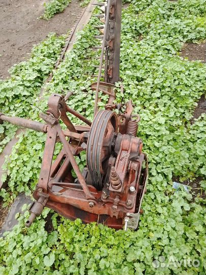 Косилка сегментная, плуг