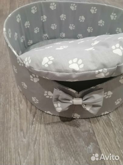 Лежанка для кошек и собак (ручной работы)