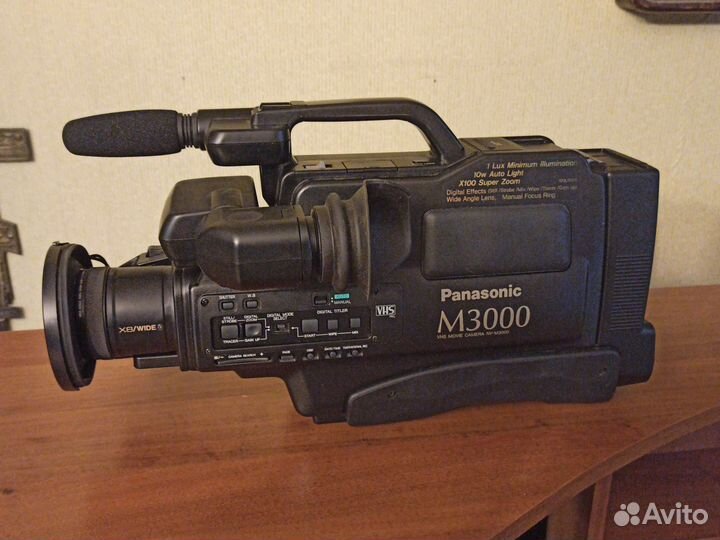 Видеокамера Panasonic M3000