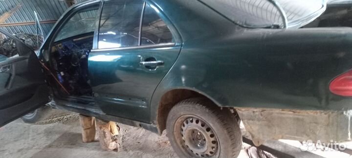 Разбор mercedes w210 есть все