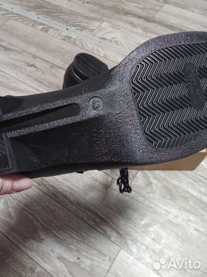 Новые. Не подошёл размер