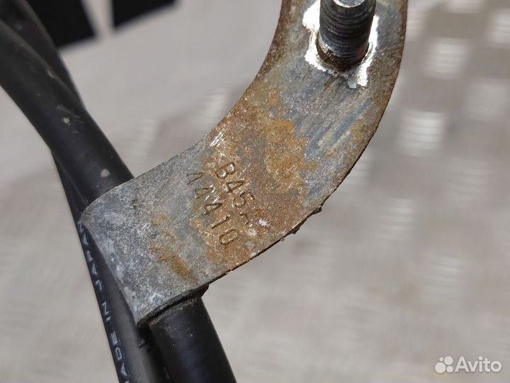 Трос правый ручного тормоза Mazda 3 BM (2013-2016)