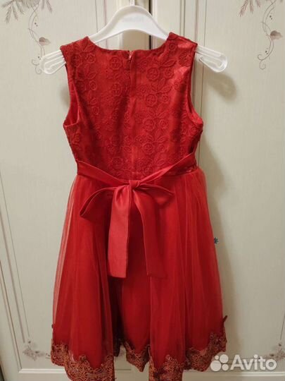 Нарядное платье