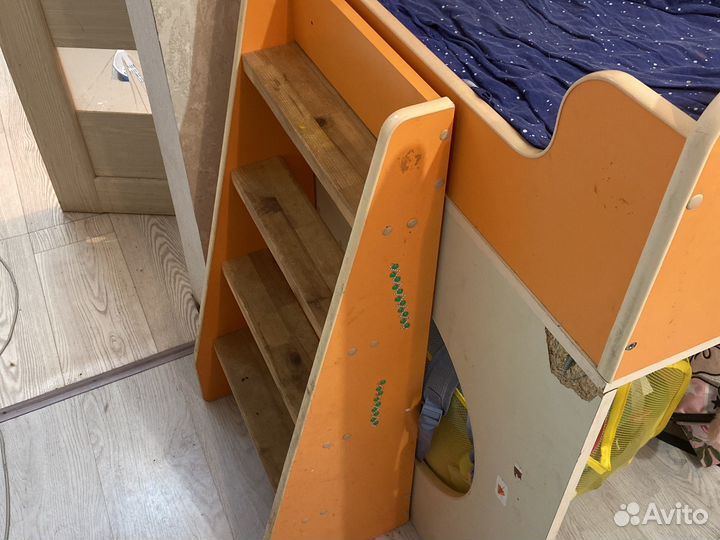 Продам детскую кроватку