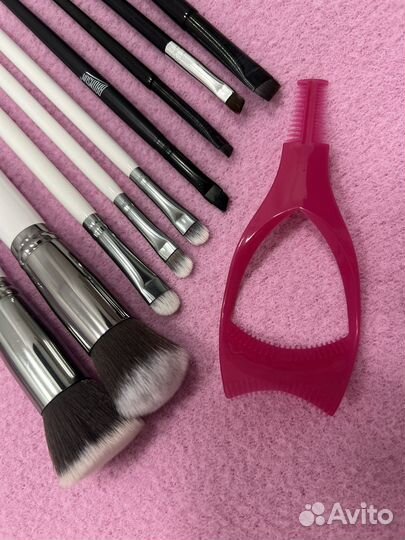 Кисти 9 штук (новые и б/у)