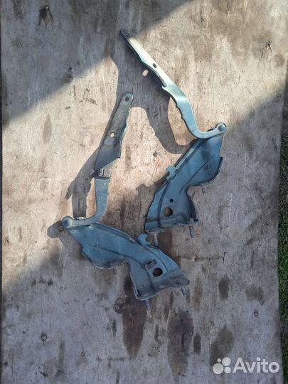 Петля капота Фиат Брава Мареа 1.4