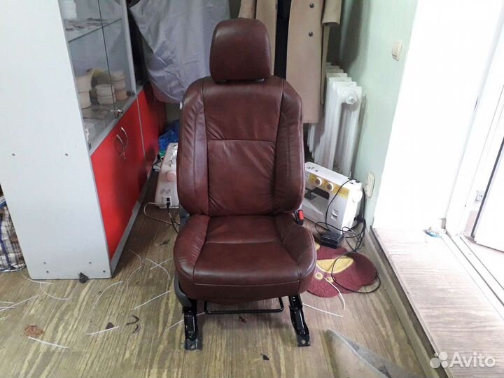 Перетяжка мебели, салонов автомобилей