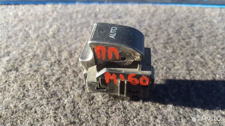 Кнопка стеклоподъемника Toyota Corolla 120 хэтчбек