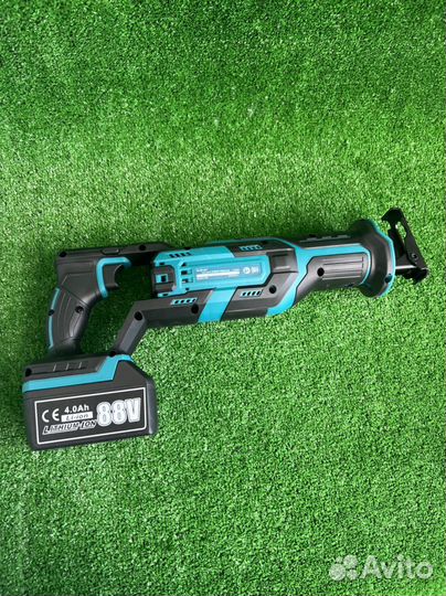 Сабельная пила Аккумуляторный Makita