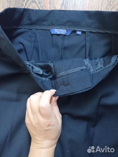 Новые школьные брюки, р. 140