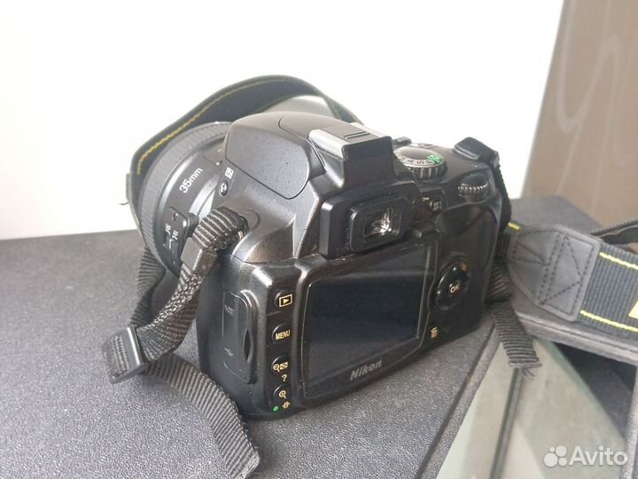 Nikon d40 + Yongnuo 35 2.0
