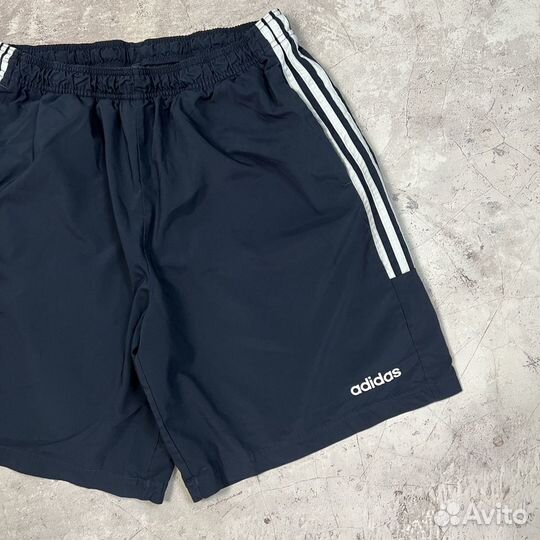 Шорты Adidas размер XL