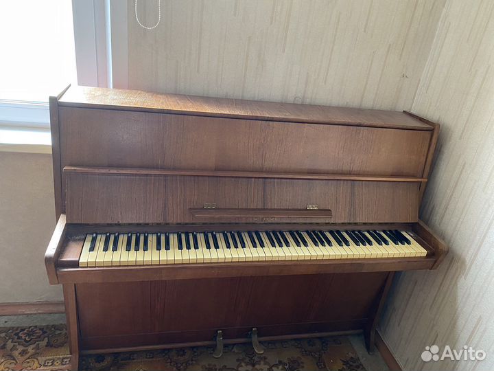 Продам пианино