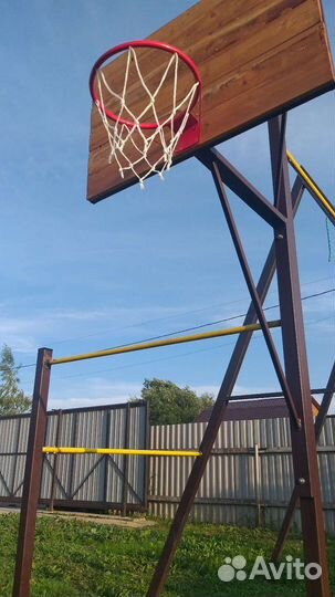 Баскетбольная стойка
