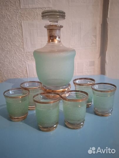 Продам рюмочный набор