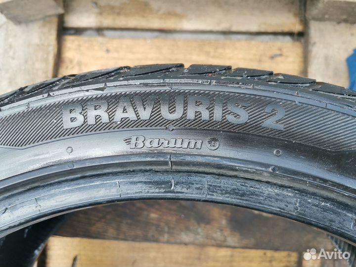 Barum Bravuris 2 255/35 R18 94W