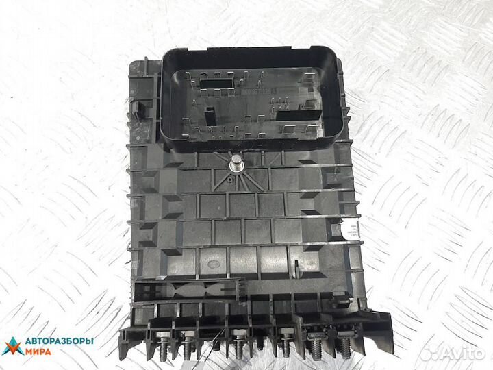 Блок предохранителей Volkswagen Eos 2006