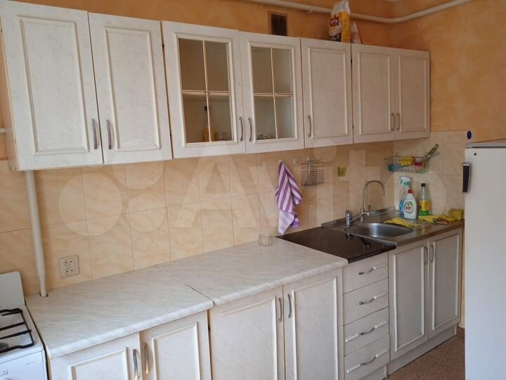 2-к. квартира, 52 м², 2/9 эт.