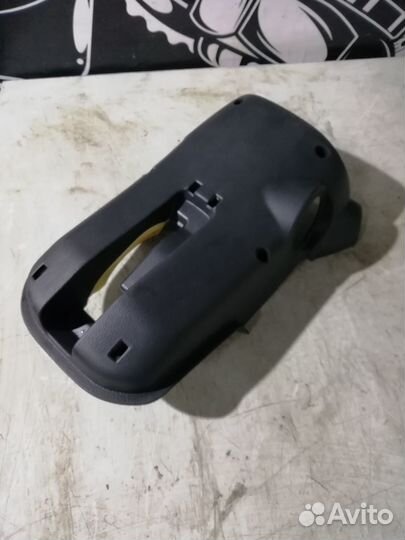 Кожух рулевой колонки Nissan Primera P12