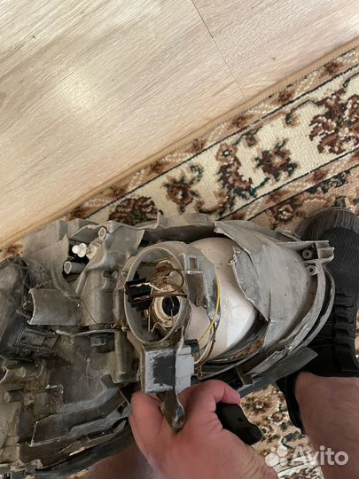 Фара mercedes w203