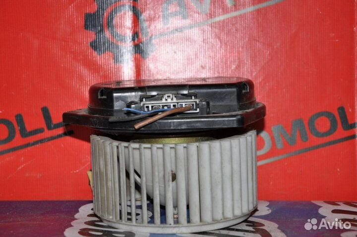 Мотор печки Nissan Gloria HY34 RB25DET