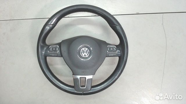 Руль Volkswagen Touran, 2012
