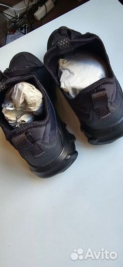 Кроссовки Ecco 38р