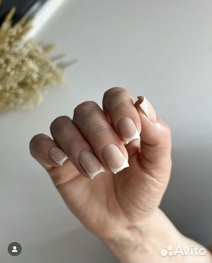 Мастер маникюра