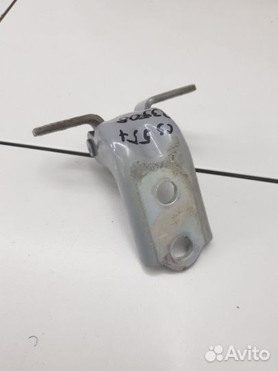 Петля двери передняя левая верхняя