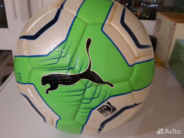 Футбольный мяч Puma