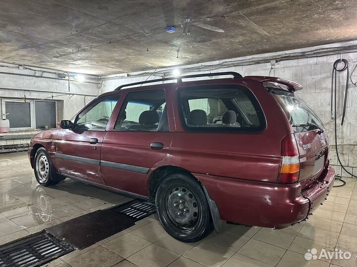 Ford Escort 1.6 МТ, 1997, 67 000 км