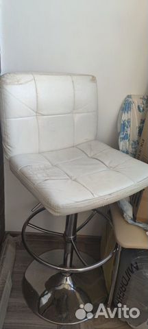 Барный стул (стул визажиста)