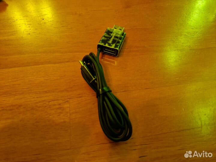 Автомобильные зарядные устройства