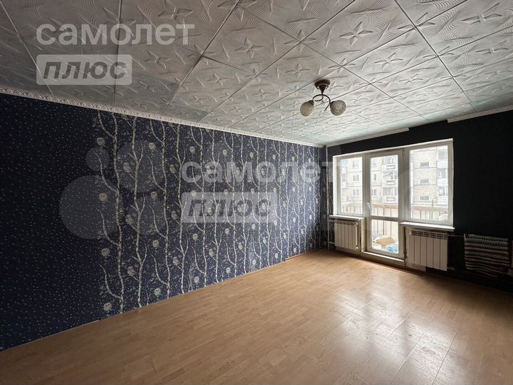 3-к. квартира, 56 м², 2/5 эт.