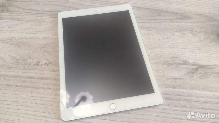 iPad air 2 64gb wifi + cellular