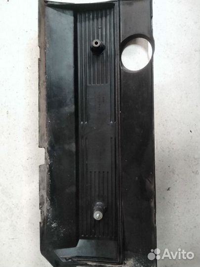 Декоративная крышка двс BMW 5 E39