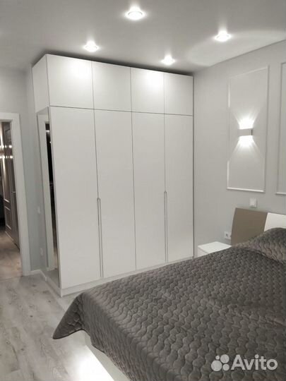 Шкаф распашной