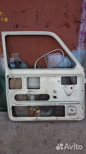 Нива дверь левая передняя