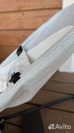 Шезлонг babybjorn bliss mesh, сетка серый