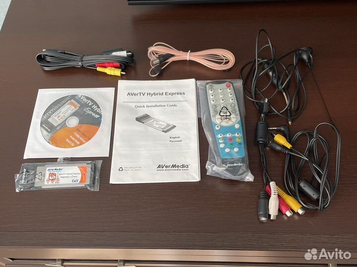 Тв тюнер для ноутбука AverTV Hybrid Express 34mm