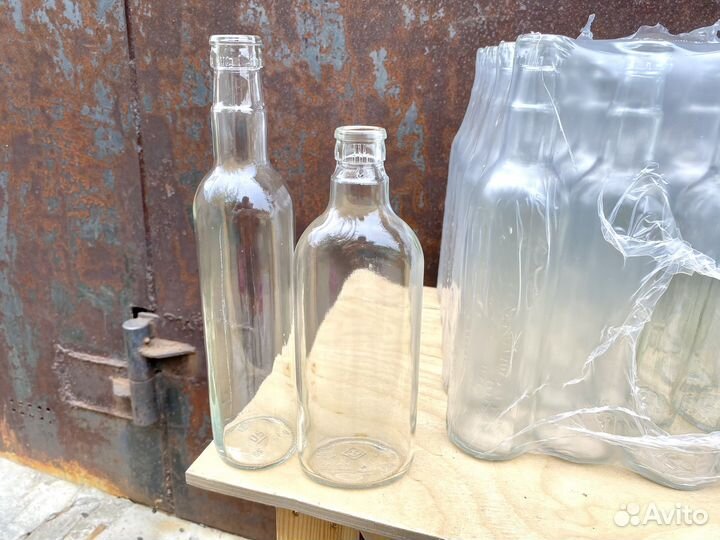 Бутылки водочные 0,5 л с пробкой