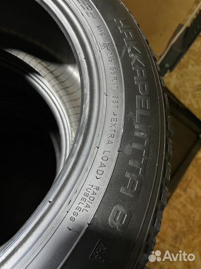 Nokian Tyres Hakkapeliitta 8 215/55 R17