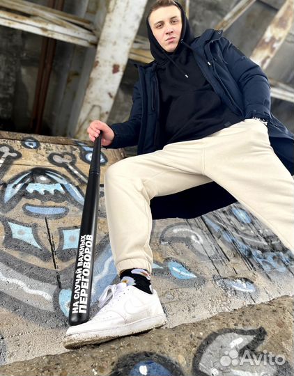 Бейсбольная бита