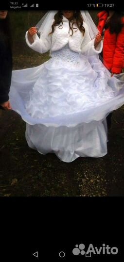 Свадебное платье