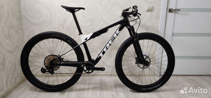 Топовый гоночный подвес Trek Supercaliber (M)