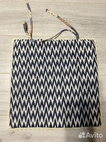 Подушка на стул